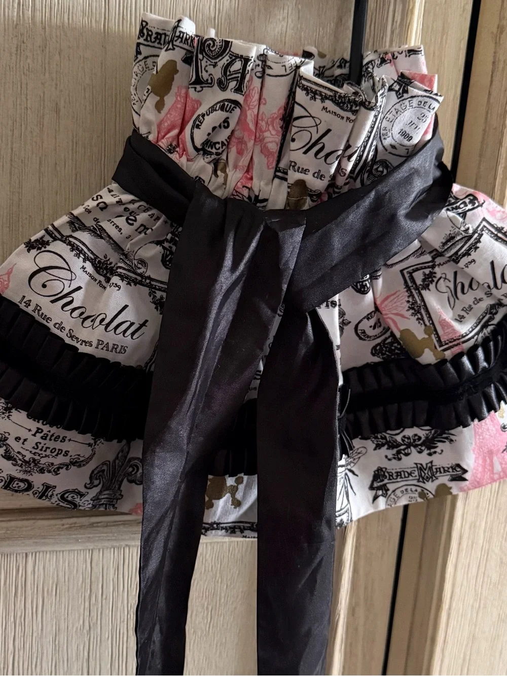 Black Bow Accent Printed Skirt